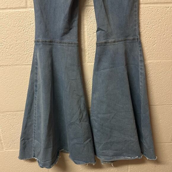 Free People Just Float On Flare Jeans Size 26 Blue Denim Festival Rodeo Western - Picture 8 of 11